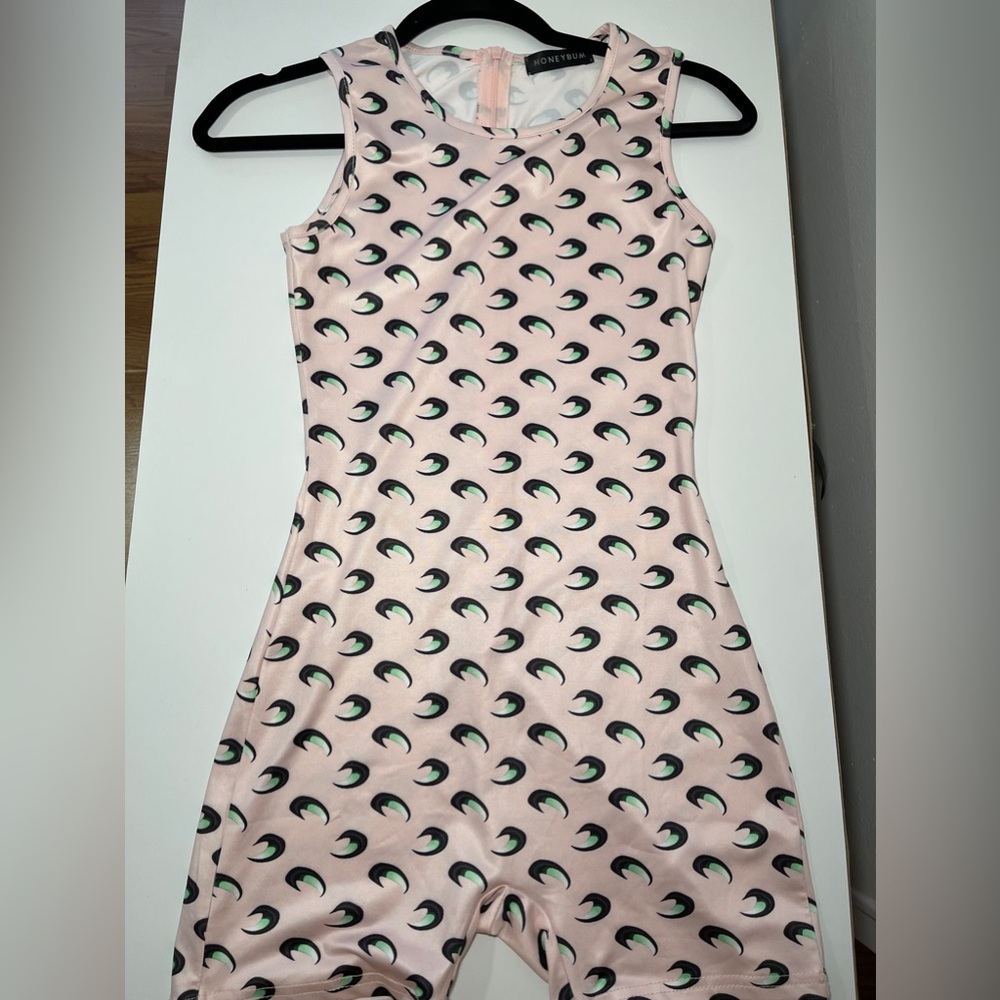 Baddie romper - Picture 2 of 2